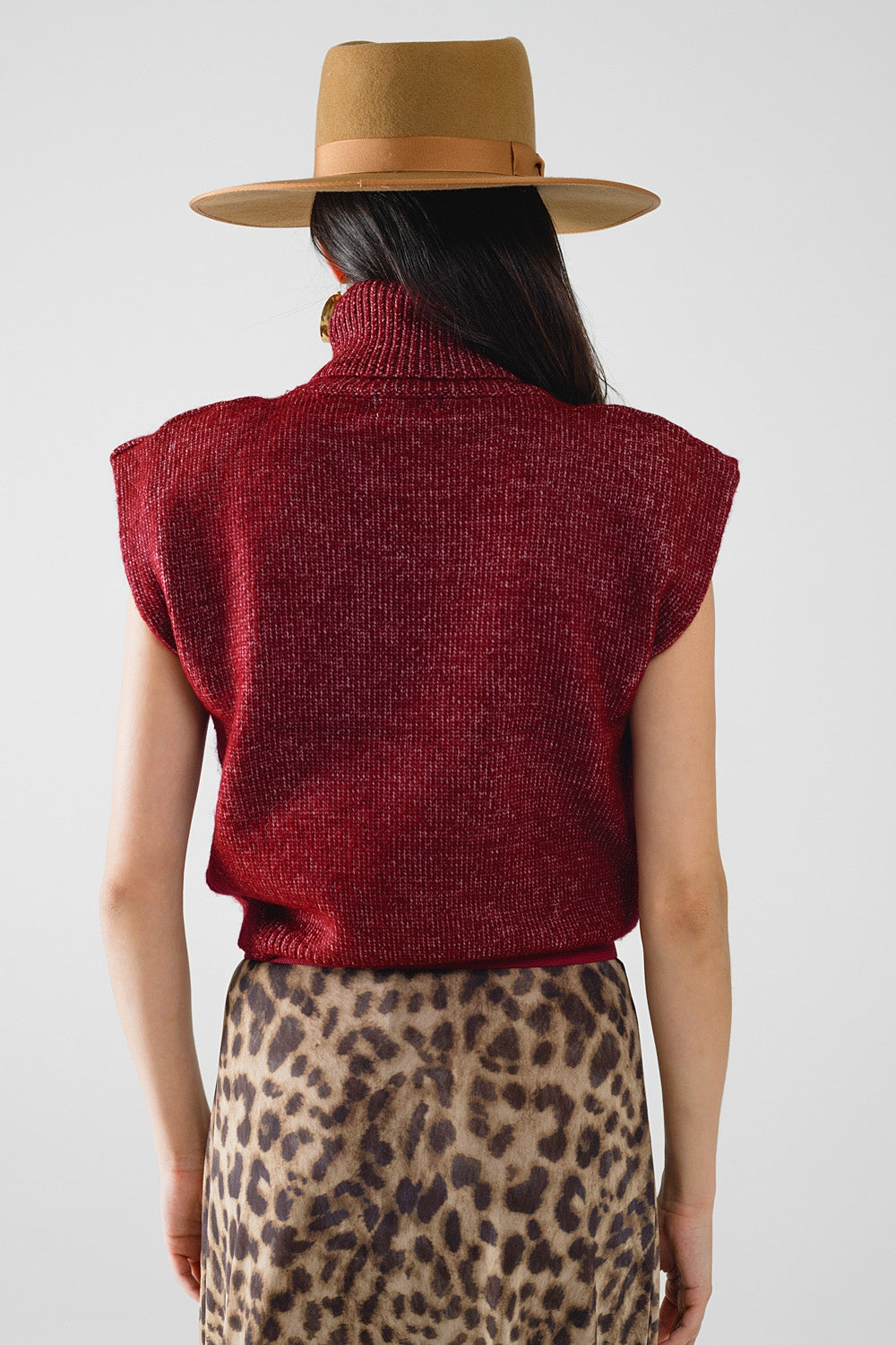 Pull sans manches à col roulé confortable en bordeaux