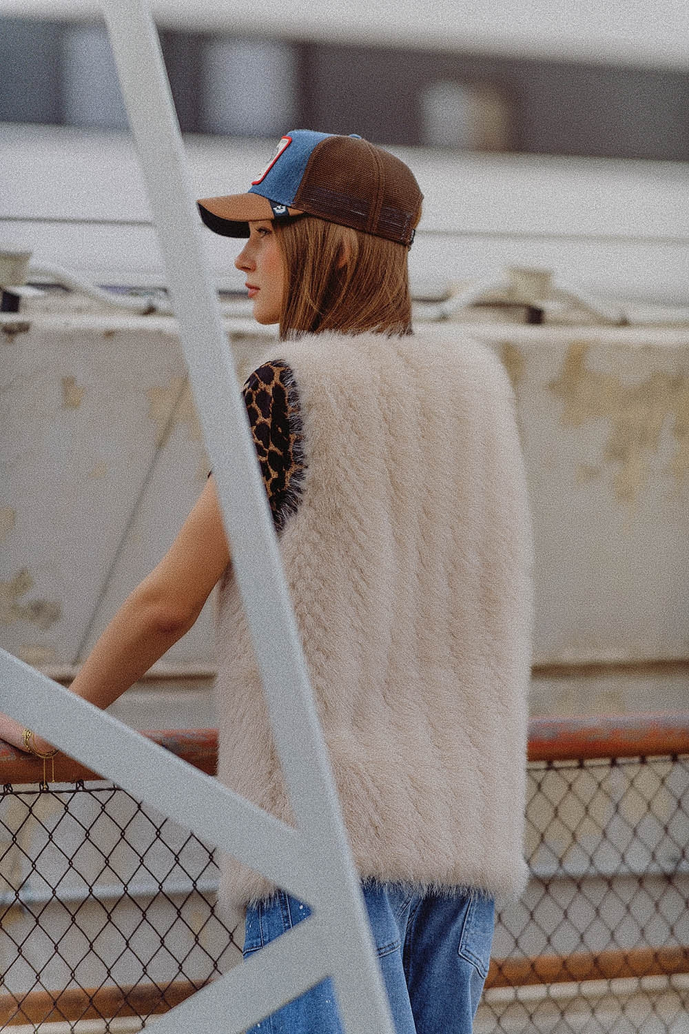 Gilet beige en fourrure fine